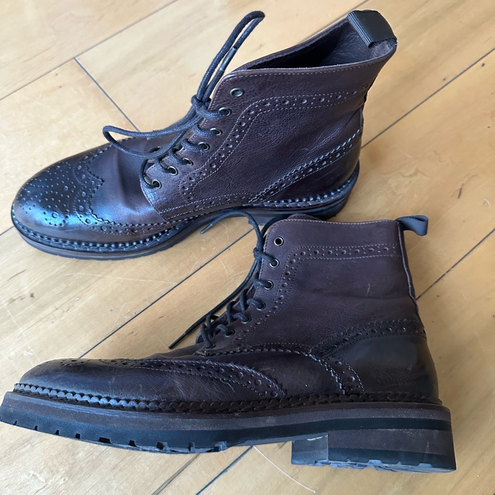 Boots - Picture 4 of 4